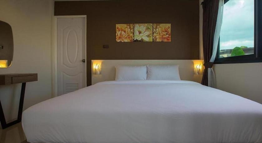 Bua Tara Resort Nong Prue Luaran gambar